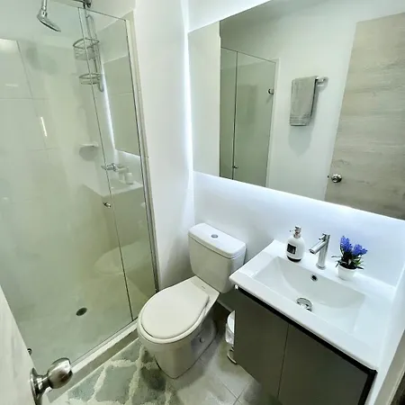 Nearby Stunning Views Ultimate Comfort *