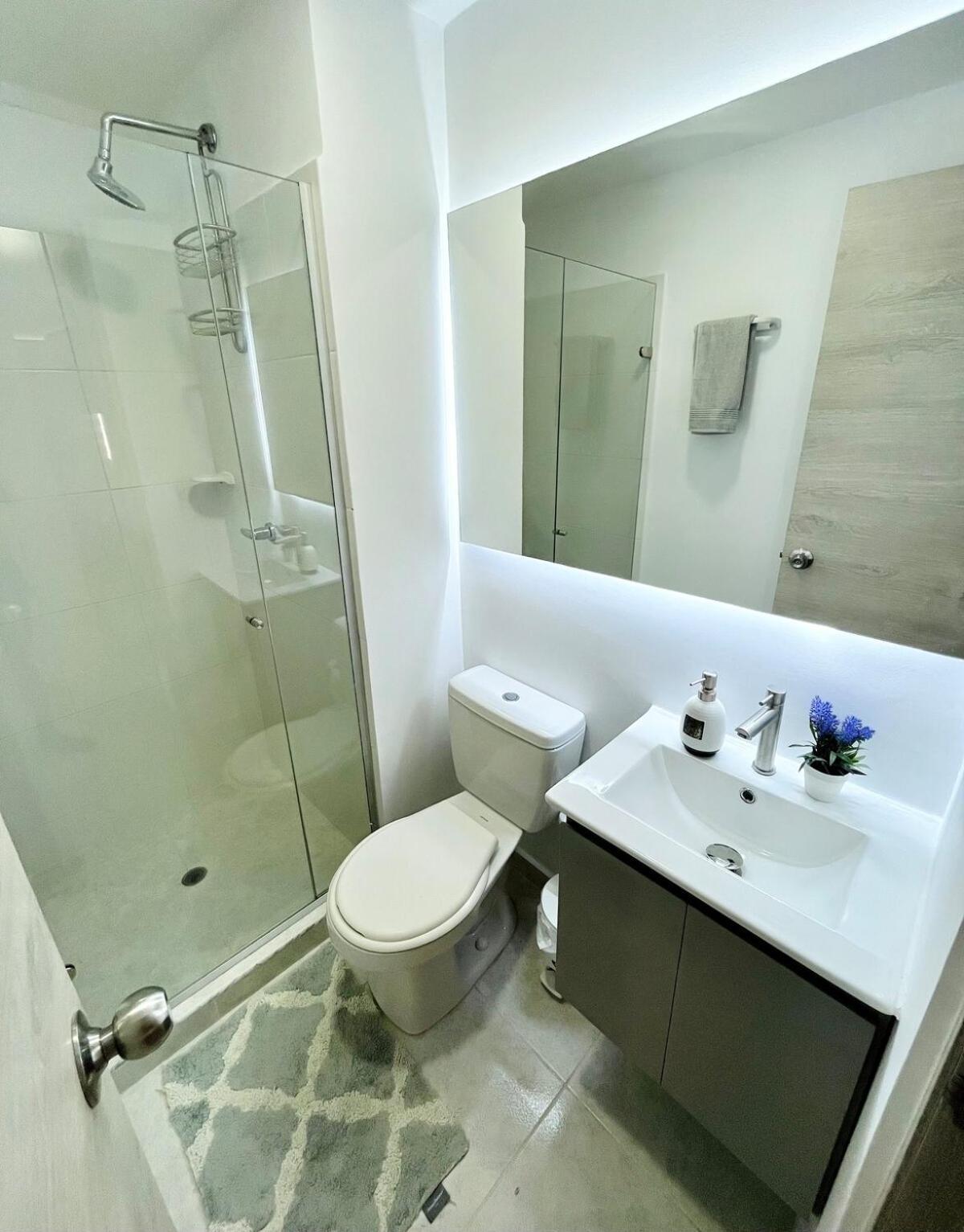 Nearby Stunning Views Ultimate Comfort *